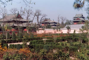 隆興寺